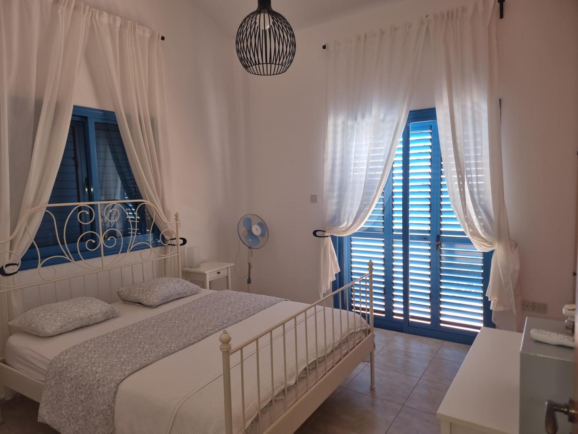 Olive Beach Villa Peyia Esterno foto
